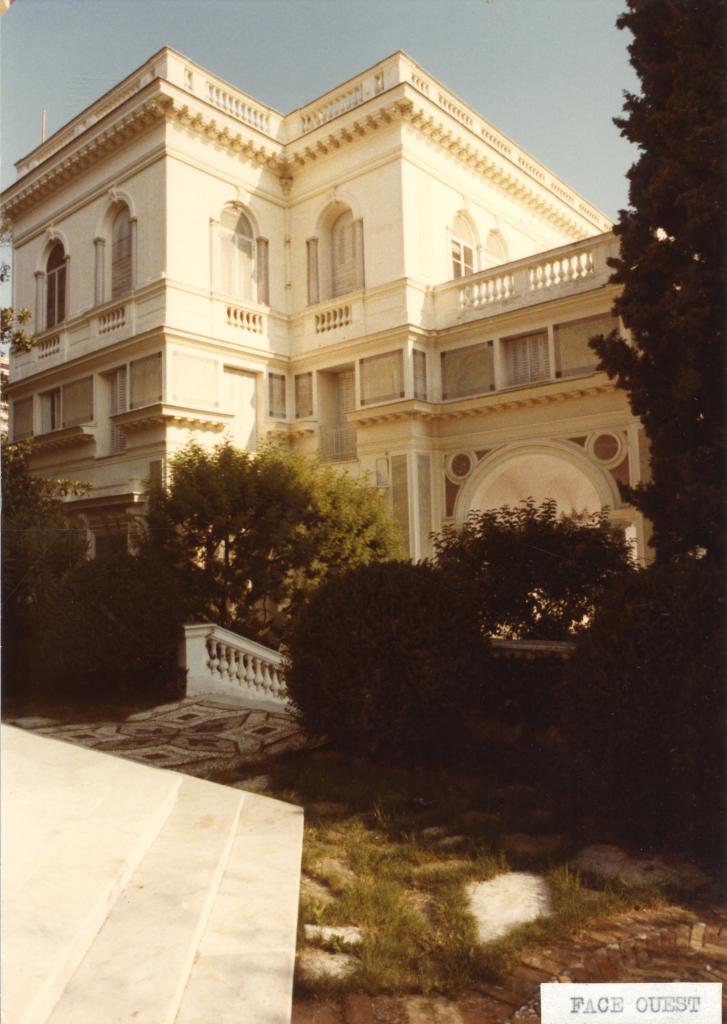 maison de villégiature (villa balnéaire) dite Villa Grimaldi, Villa Sainte-Anne, Château Sainte-Anne ou Hermitage