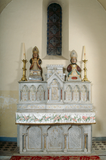 autel, gradins d'autel (2), tabernacle (autel secondaire, autel tombeau) : autel de la Vierge, style néo-gothique