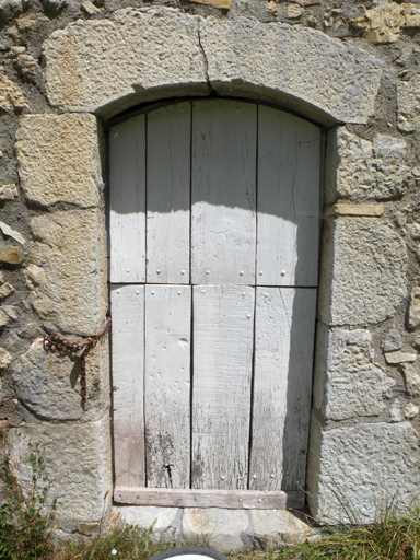 Basse-Rente, parcelle 1977 E2 321. Porte d'une l'étable.