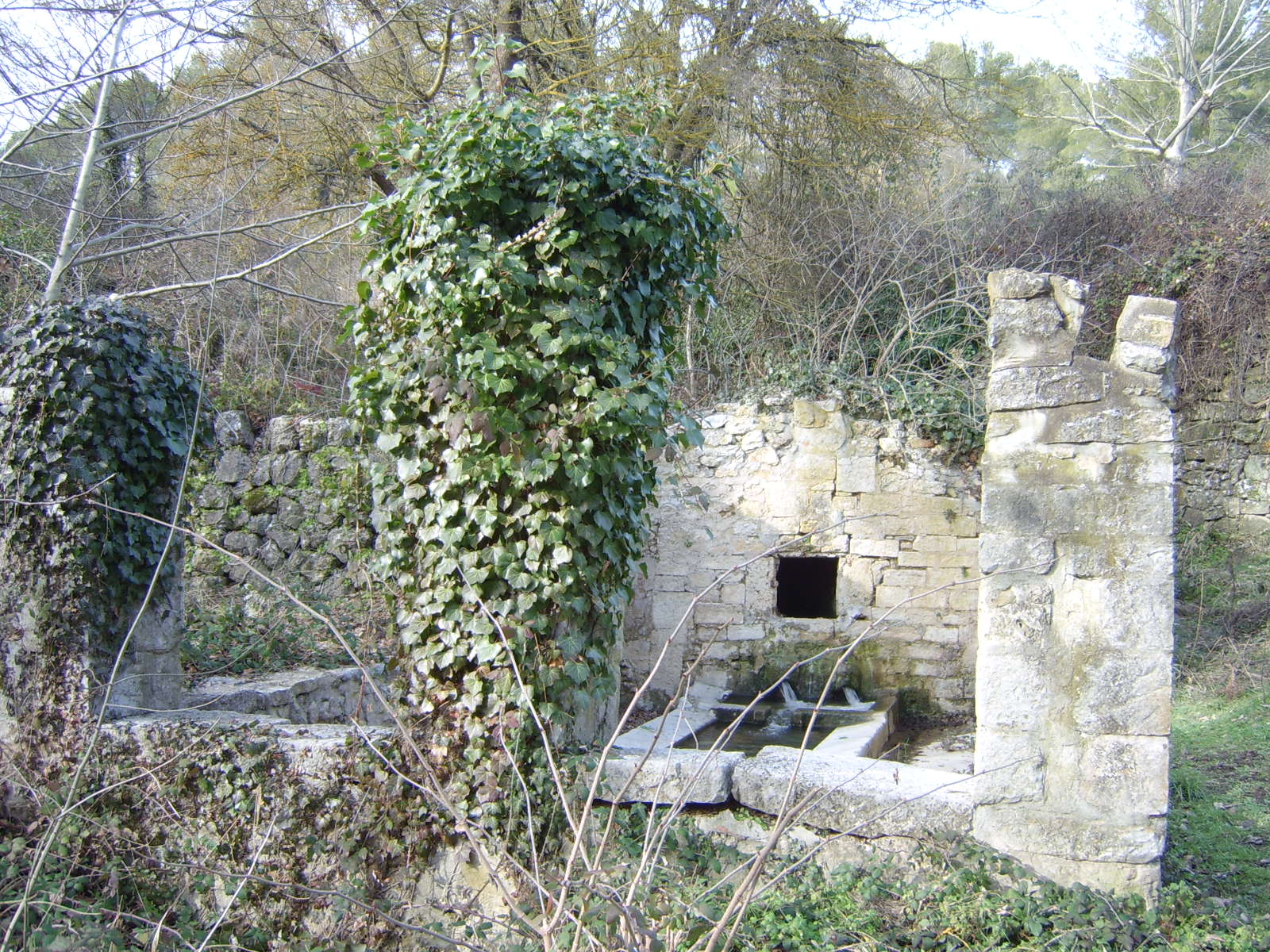 Lavoir de Font-Vieille