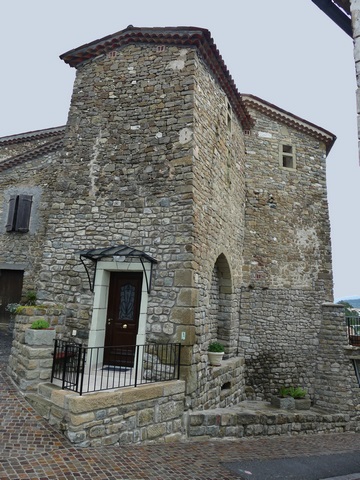 Porte fortifiée sud-ouest. Vue d'ensemble prise de l'ouest.
