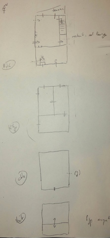 Plans schématiques du bâtiment. De haut en bas : rez-de-chaussée surélevé, étage, étage de comble, toit.