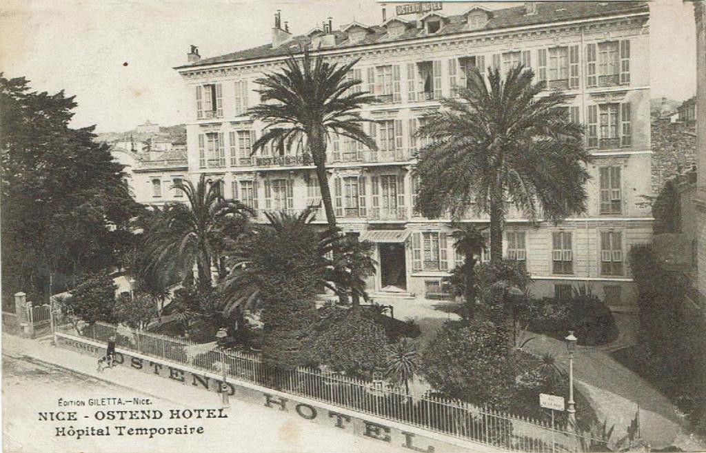 hôtel de voyageurs dit Hôtel Raissan, puis Ostend Hôtel, puis immeuble sous le nom de Palais argentin, actuellement immeuble de bureau