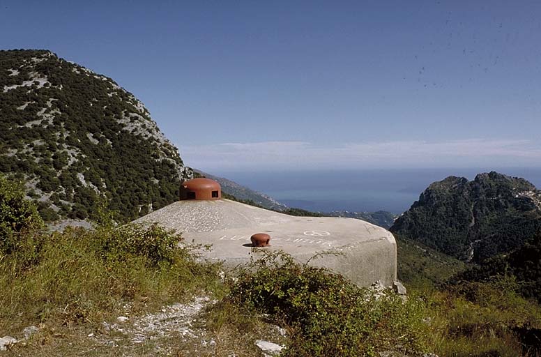 ouvrage d'infanterie dit ouvrage du Col des Banquettes, de la position fortifiée du Mont Ours, secteur fortifié des Alpes-Maritimes