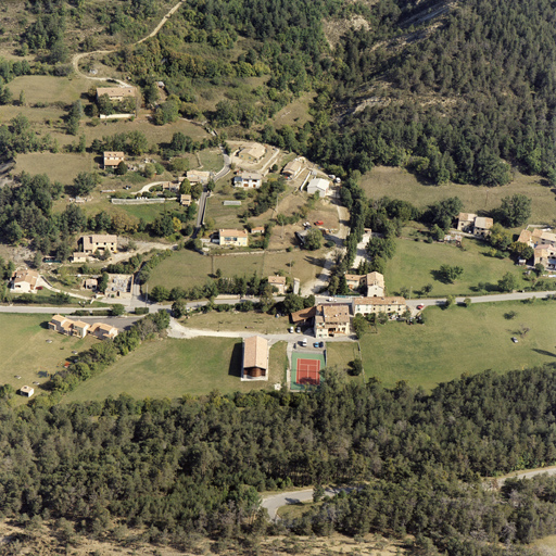 présentation de la commune de Peyroules