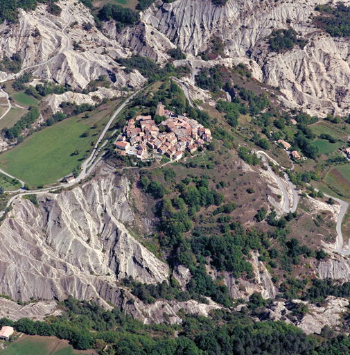 village de Saint-Benoît