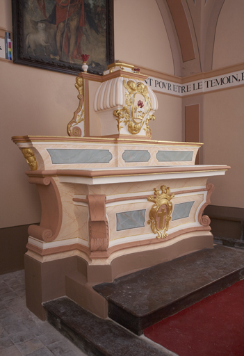 ensemble du maître-autel : autel, gradin d'autel, tabernacle