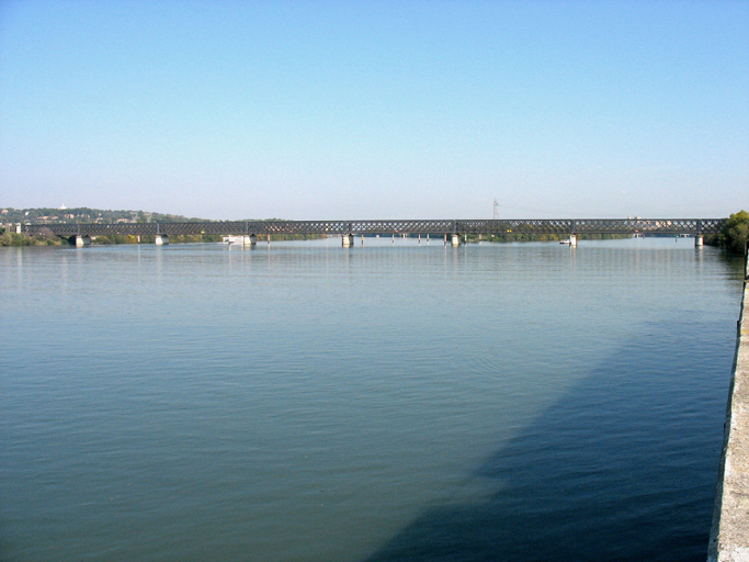 pont ferroviaire dit viaduc d'Avignon