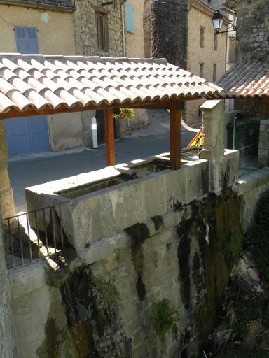 fontaine-lavoir du Pont