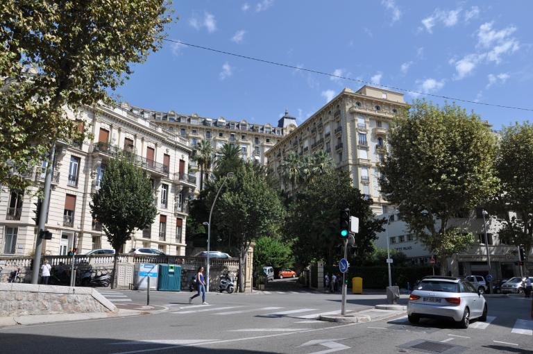 jardin d'agrément de l'Hôtel de voyageurs dit Le Grand Palais, actuellement immeuble en copropriété