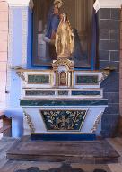 autel secondaire de saint Joseph : autel, 2 gradins d'autel, tabernacle