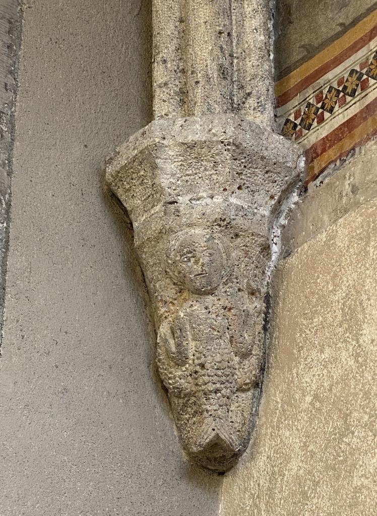 Culot nord-est de la chapelle E2.