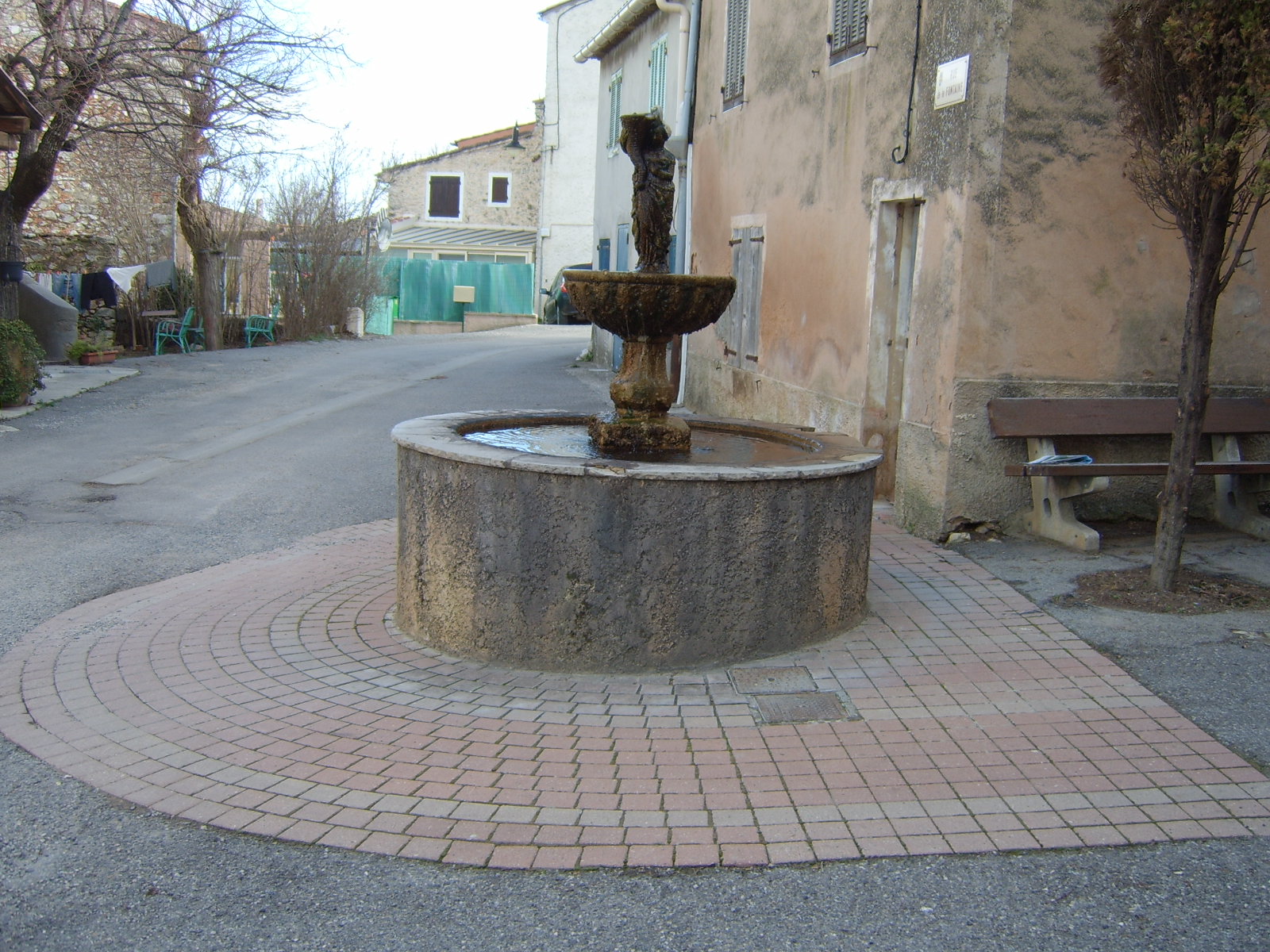 Fontaine dite fontaine des Rouvières