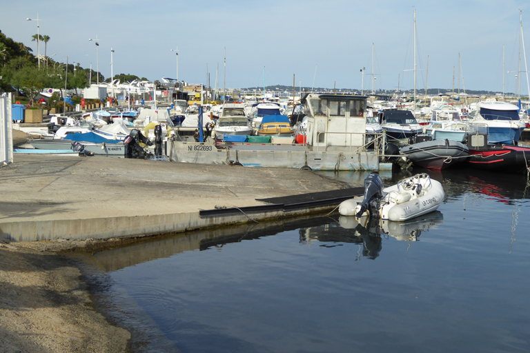 Port du Mouré Rouge