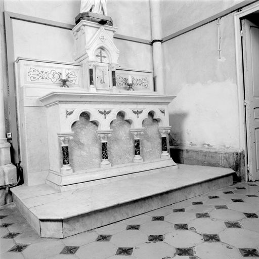 autel, gradins d'autel, tabernacle (autel secondaire du Sacré-Coeur)