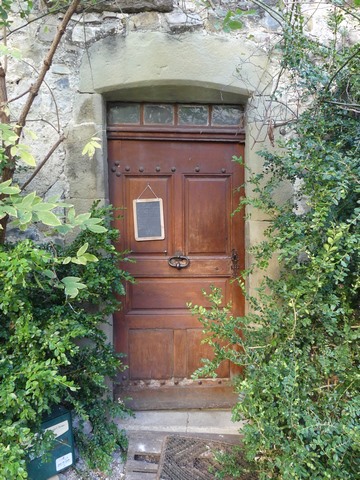Elévation nord, premier niveau. Porte du logis.
