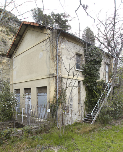 usine de produits explosifs (poudrerie de Saint-Chamas)