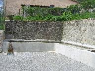 Fontaine et lavoir dite du plus bas village