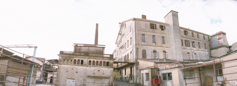 bâtiment conventuel, puis parfumerie Roure-Bertrand, actuellement immeuble de bureaux