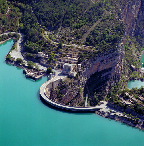 centrale hydroélectrique du barrage de Castillon