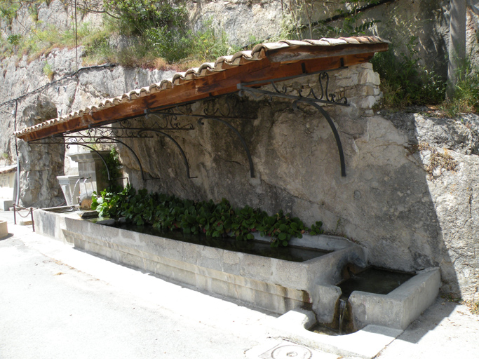 fontaine-lavoir