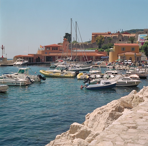 douane puis établissement portuaire dit Gare maritime de Villefranche-sur-Mer