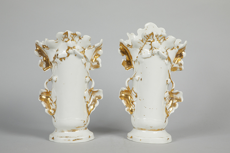 Paire de vases d'autel