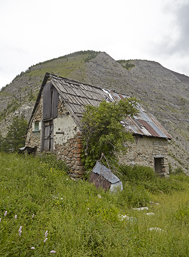 Cabane de Sainte-Anne (B 941) de type IIb.