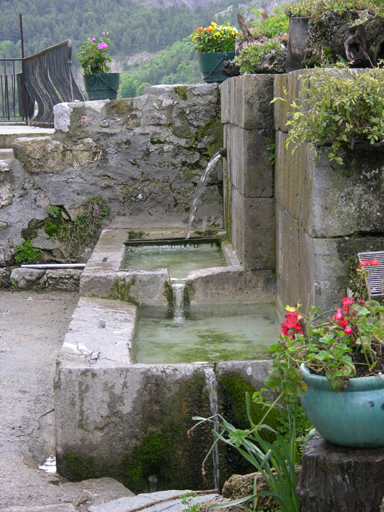 fontaine-lavoir