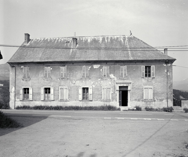 présentation de la commune de Laye