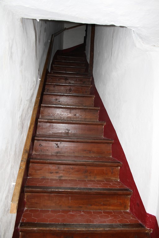 Eexemple d'escalier droit puis tournant (parcelle 2020 AB 193).