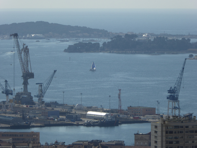 Ports et aménagements portuaires de la commune de Toulon