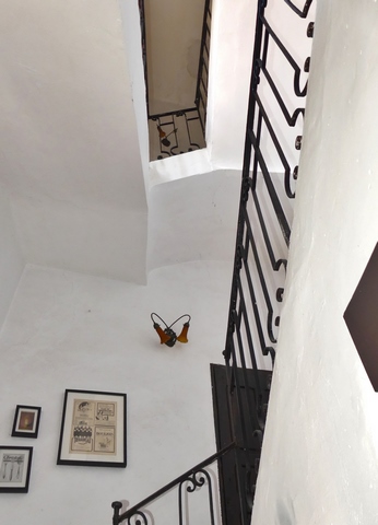 Escalier ouest. Premier étage, noyau creux.