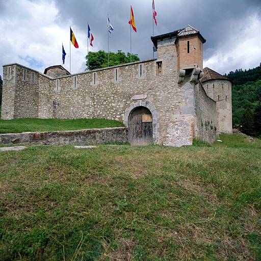 Vue du fort bas prise du sud-ouest.