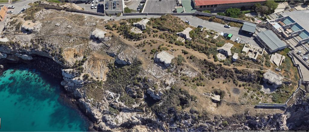 Batterie du Pharo, batterie haute,vue générale aérienne de la batterie Sudwall prise de l'ouest 
