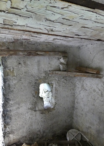 Couvrement en voûtains dans l'étable d'un « cabanon », au Merdaric.