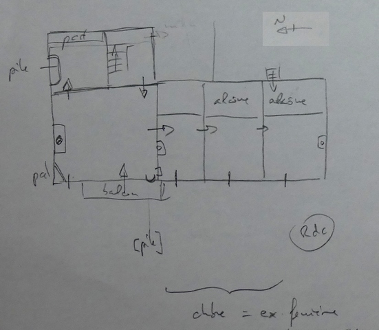 Plan schématique du bâtiment : rez-de-chaussée surélevé.
