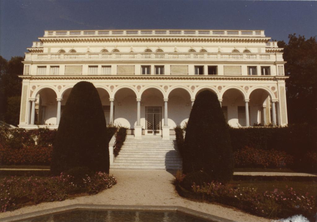 maison de villégiature (villa balnéaire) dite Villa Grimaldi, Villa Sainte-Anne, Château Sainte-Anne ou Hermitage