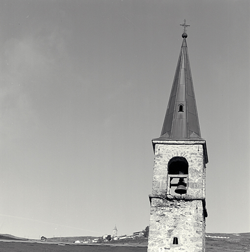 Le clocher. Vue prise de l'est.