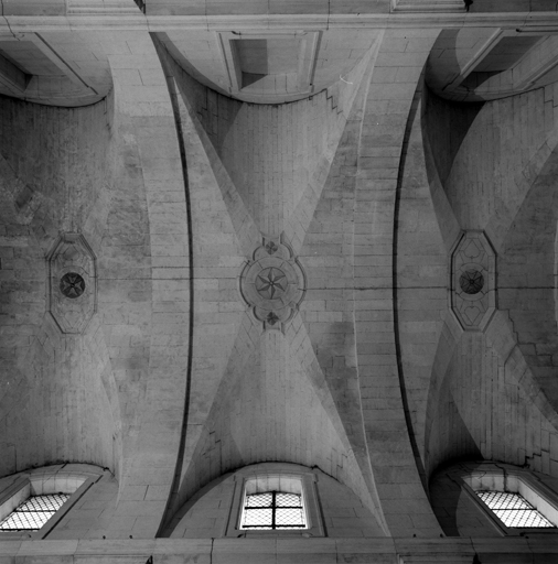 Chapelle, vue d'ensemble du couronnement de la nef.