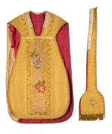 Chasuble et étole (ornement or N° 1)