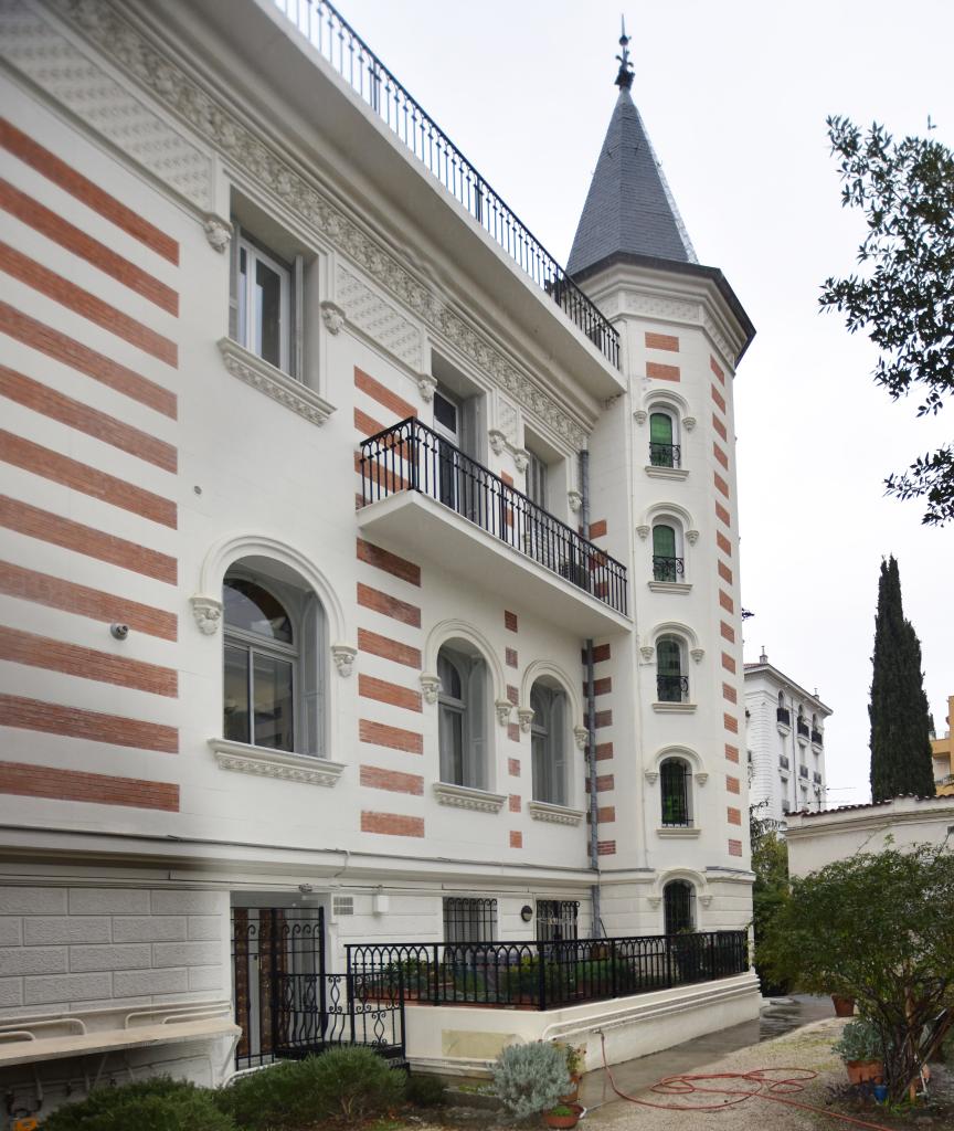 Maison de villégiature (villa balnéaire) dite Villa Manz puis Manoir Belgrano, actuellement copropriété