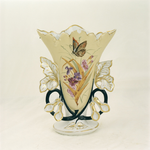 vase à fleurs (vase cornet) (N° 1)