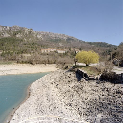 centrale hydroélectrique du barrage de Castillon