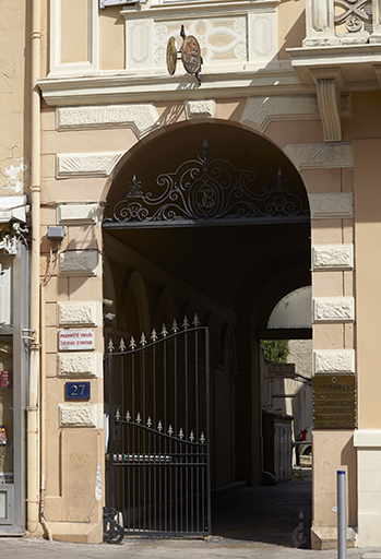 Hôtel de voyageurs dit Hôtel de la Méditerranée, actuellement immeuble