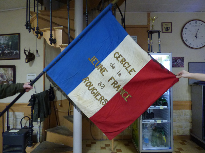 drapeau du cercle de la Jeune France