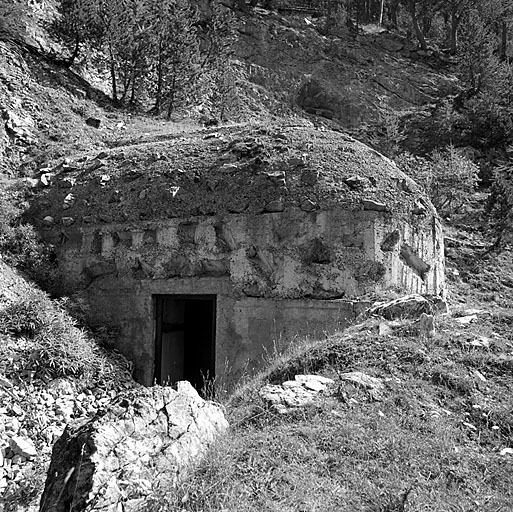 Groupe du col de l'Echelle. Ouvrage 975. Bloc d'entrée. Ensemble.