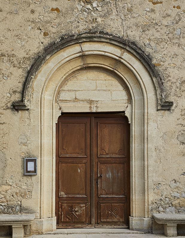 Deux vantaux du portail d'entrée de l'église