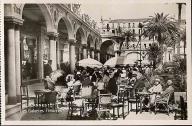 galerie marchande dite Galeries Fleuries