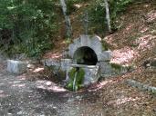 fontaine de Saint-Jean-du-Désert